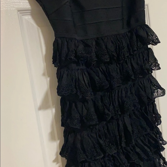 Herve Leger Black Tiered Mini Dress - Picture 4 of 6